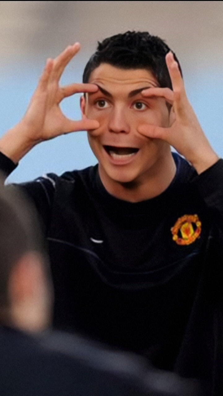 c罗最搞笑进球用不可描述部位挡进球门