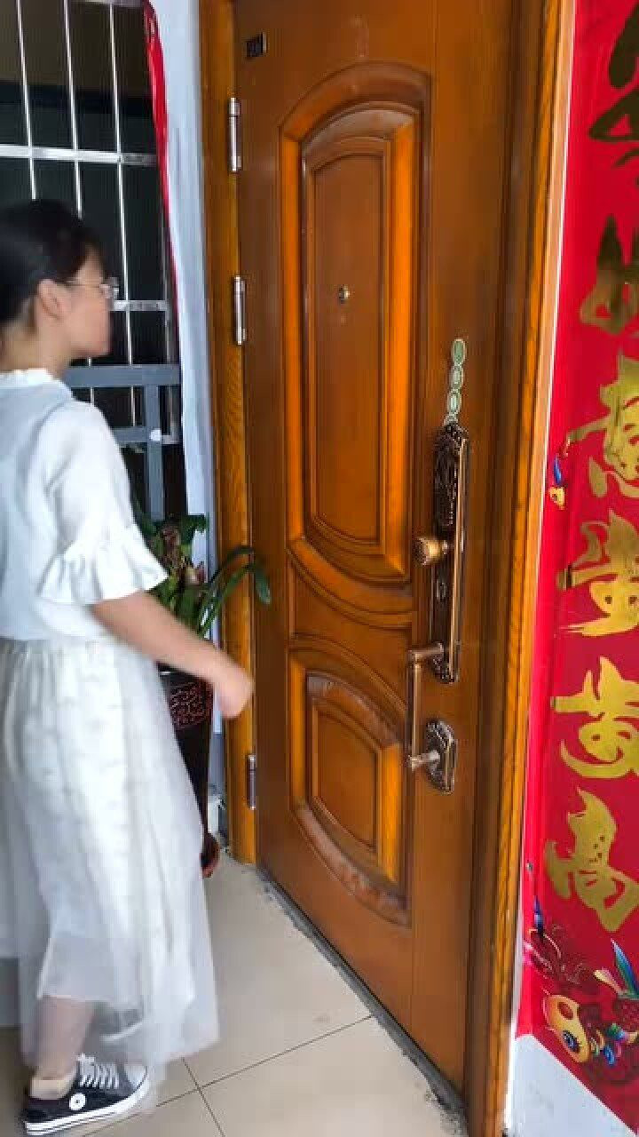 屋里隔着远听不见敲门声怎么办?快试试这个无线门铃,非常实用_高清1080P在线观看平台_腾讯视频