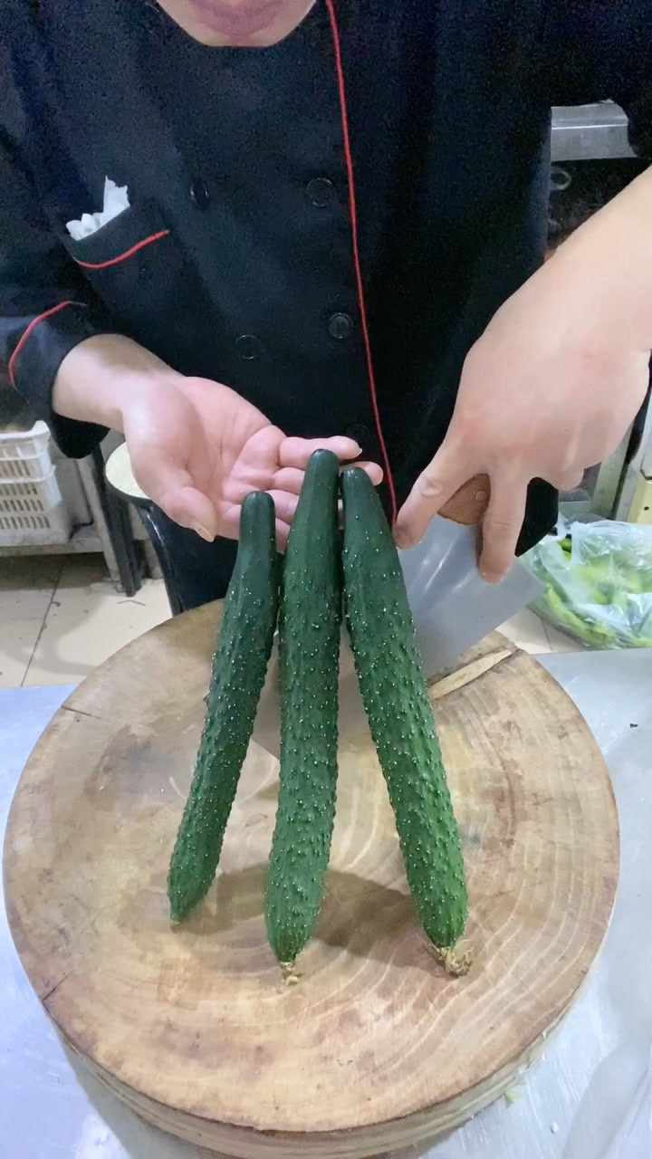 黄瓜菱形片原来是这样切出来的!