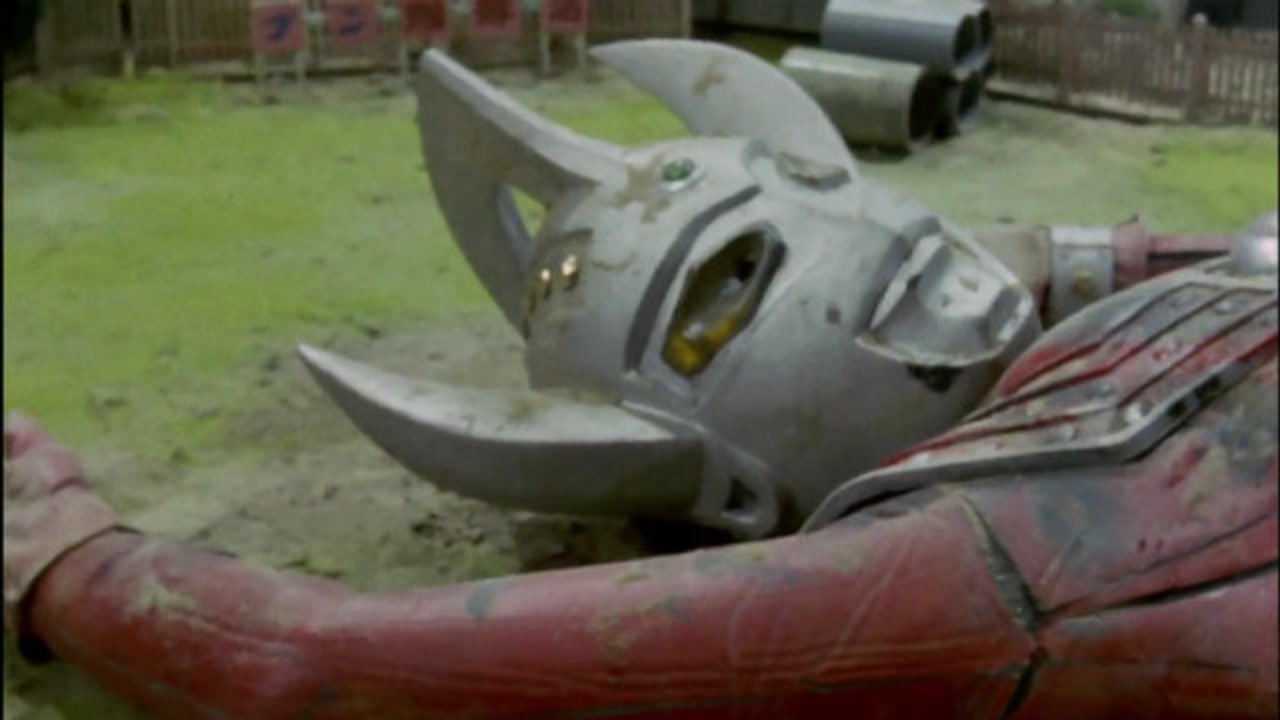 泰罗奥特曼火山怪鸟巴顿太厉害了击败了泰罗并吃掉了凯姆吉拉