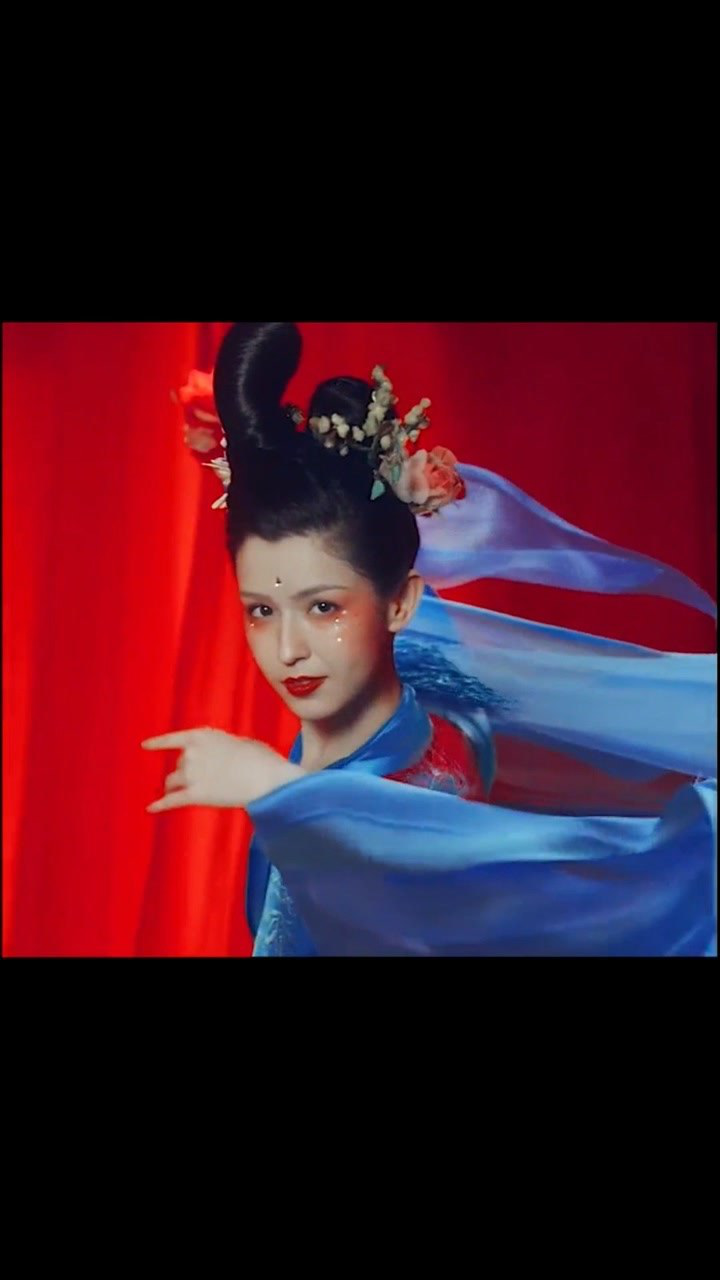 赤狐书生哈妮克孜美颜混剪我魔怔了她真的太好看了