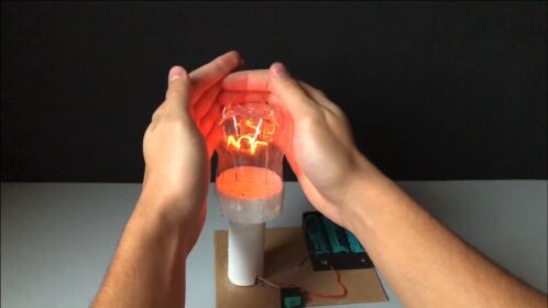 两分钟教你如何自制灯泡!