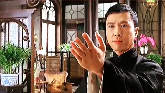 交通国叶问宗师在影视里展现的一代宗师就是国人的骄傲