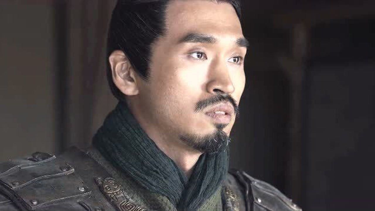 大秦赋芈华的父亲芈启叛变芈颠不愿于叛徒苟同便自杀以示效忠秦国