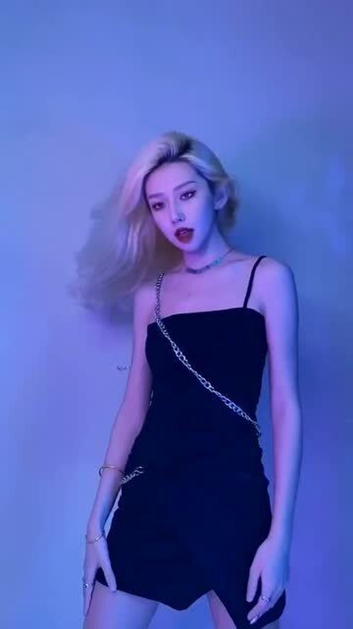 天才小火龙:一个人成团.