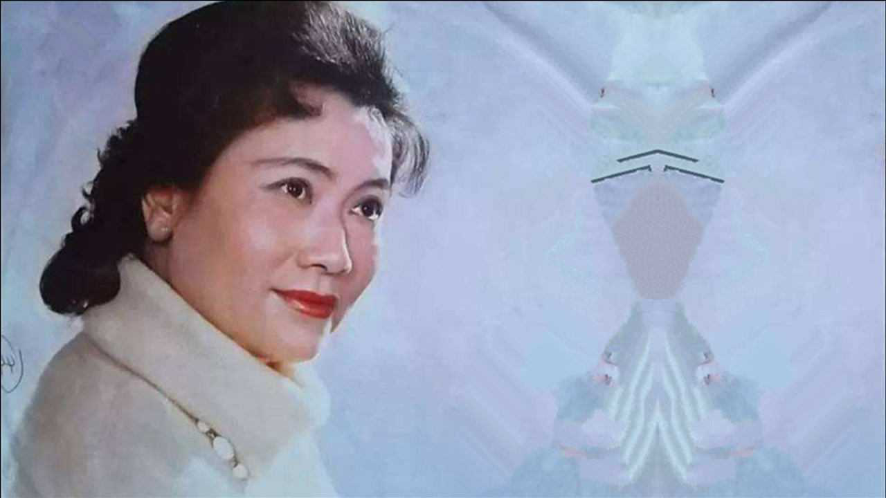 老电影《等到满山红叶时》插曲,《满山红叶似彩霞》,原唱朱逢博