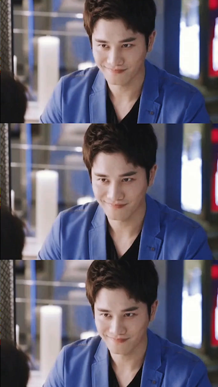 彭冠英采访被问作为新人和前辈合作的感受他竟然哭了优秀的人必定会火