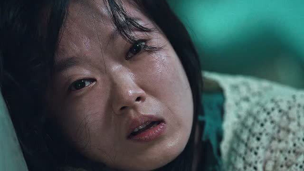 甜蜜家园女子本弱为母者刚作为母亲哪怕失去记忆也要保护孩子