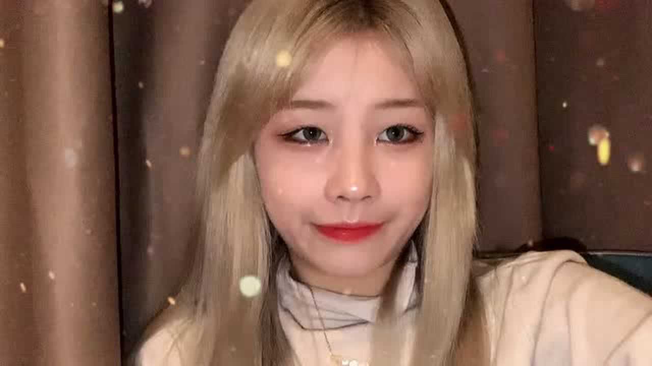 我在等某年某月等某一天某人出现梓幸o1362143753