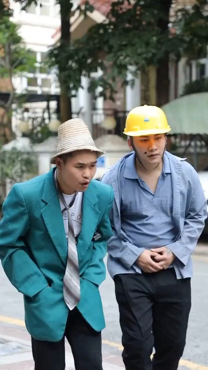 黄小弟第十四集坚持就是胜利明天再来微剧在家搞笑视频