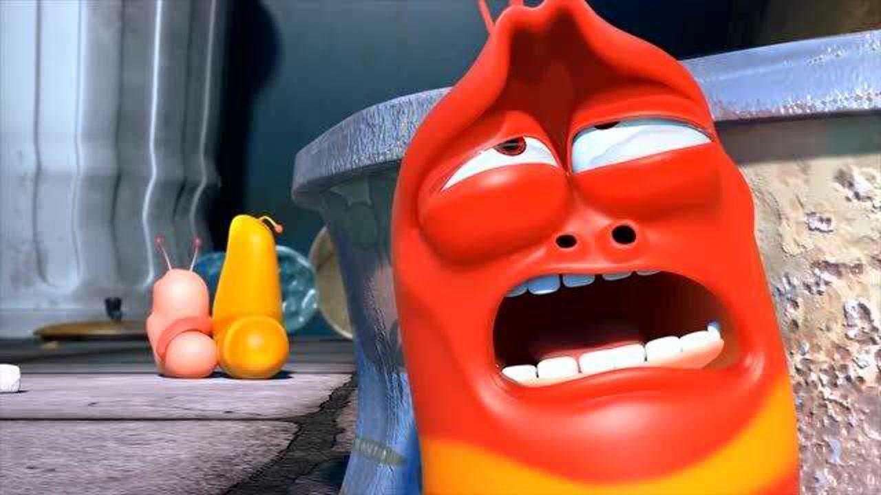 爆笑虫子小红失去双眼皮自卑的连小粉都不敢见了