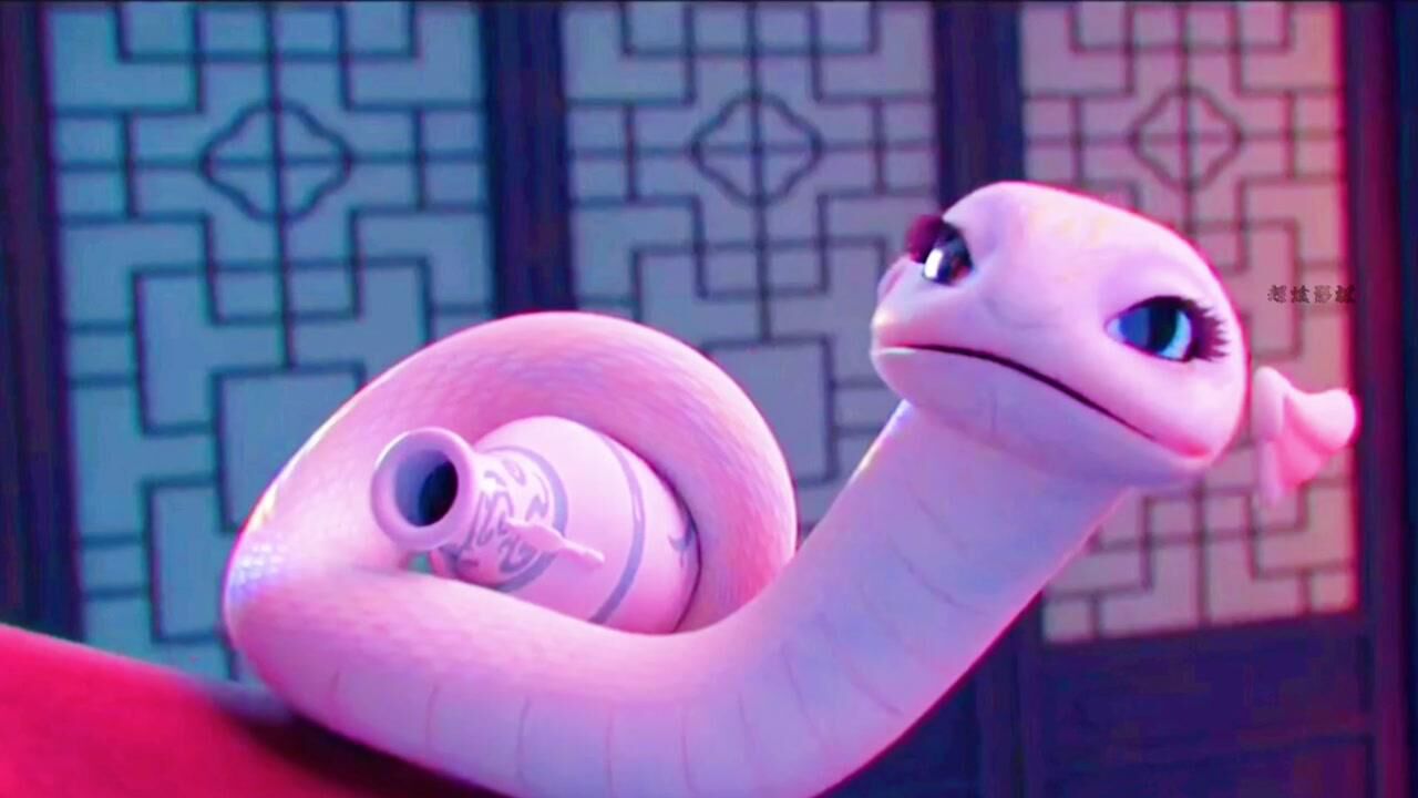 斗破苍穹第四季:萌萌的七彩吞天蟒