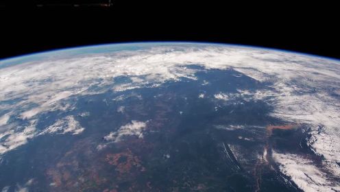 美丽的地球-非常壮观的场面，这是从太空看到的景色