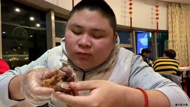 常州老板是不是疯了?69一位酱大骨自助餐,随便吃10根回本了!