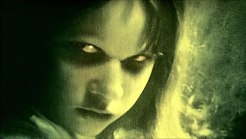 恐怖片《驱魔人》真实事件改编，小女孩玩通灵板被恶魔上身