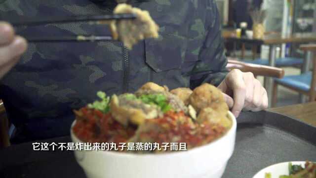 年前拍的新疆特色美食花席,九碗三行子浓缩版,现在看直流口水