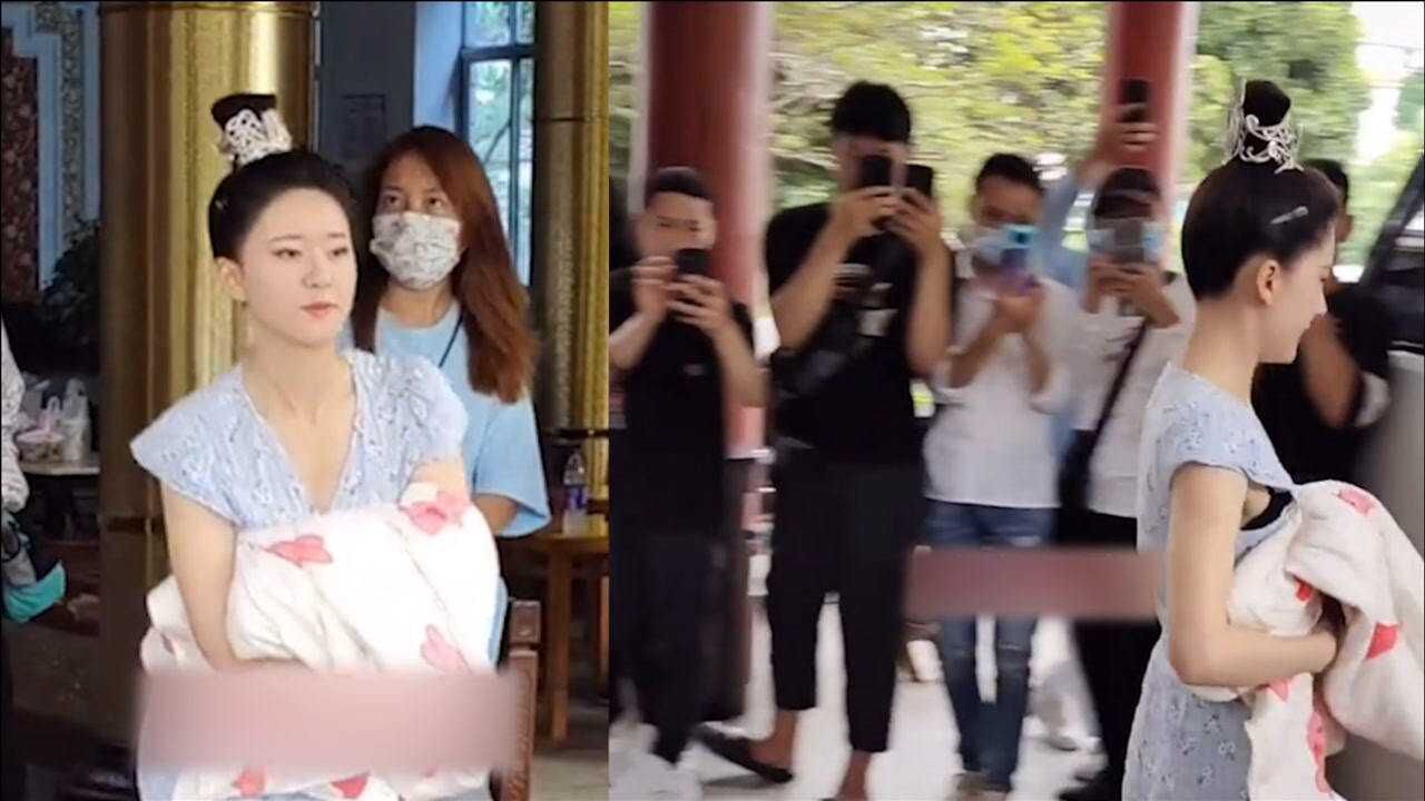 难堪！赵露思衣服意外走光暴露内衣，本人毫不知情场面尴尬_高清