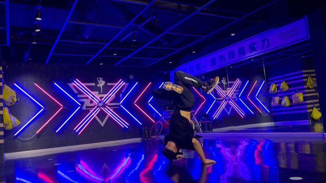 浩然老师bboyhr街舞表演solo