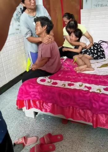 丰县遇难卡友彭松,留下三个孩子最大的才10岁,太可怜了!