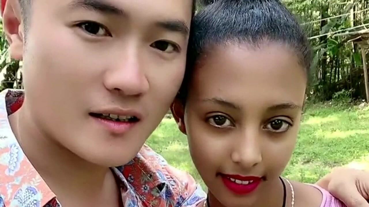 中国小伙在埃塞俄比亚找的女朋友准备带回家见爸妈