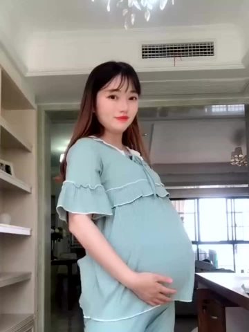 最大肚子的孕妇跳舞图片