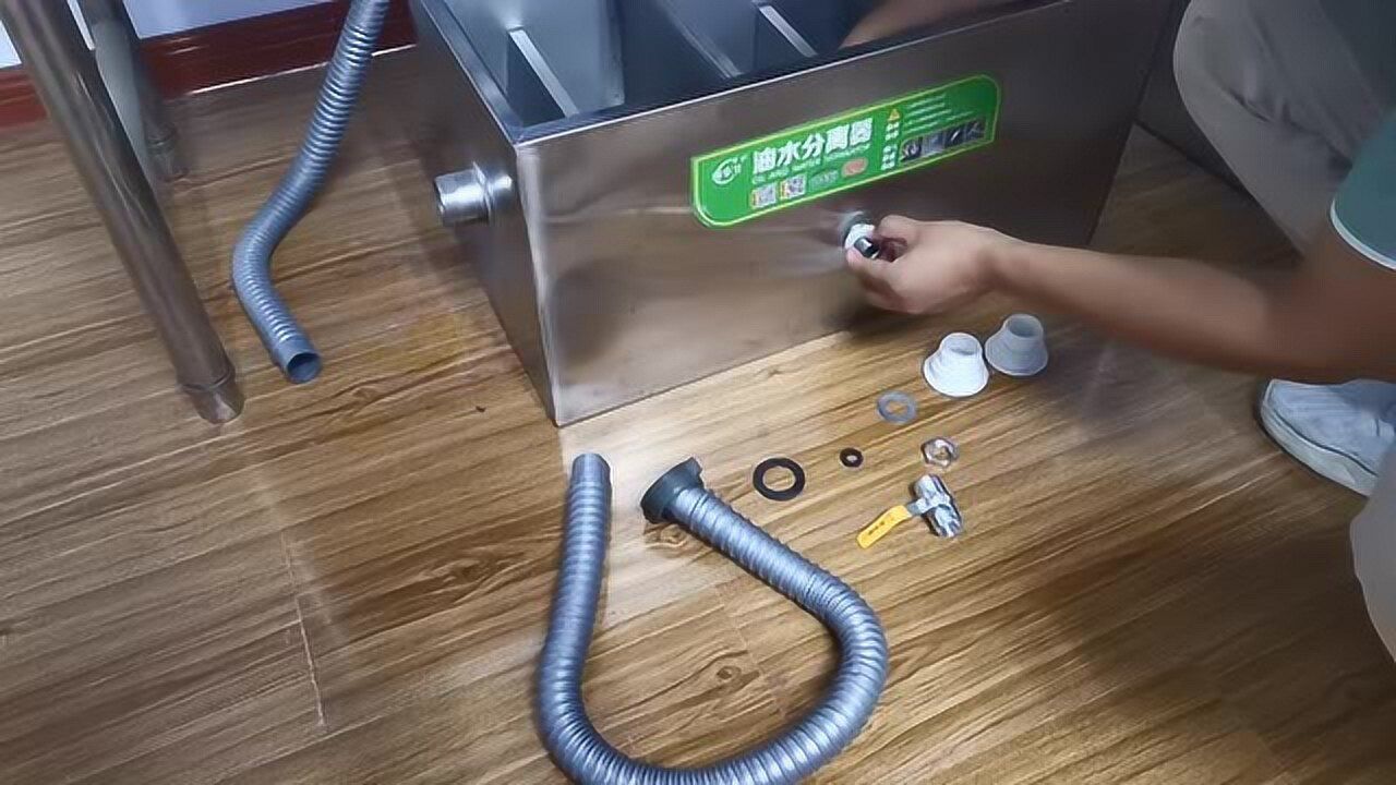 小型隔油池油水分离器安装_高清