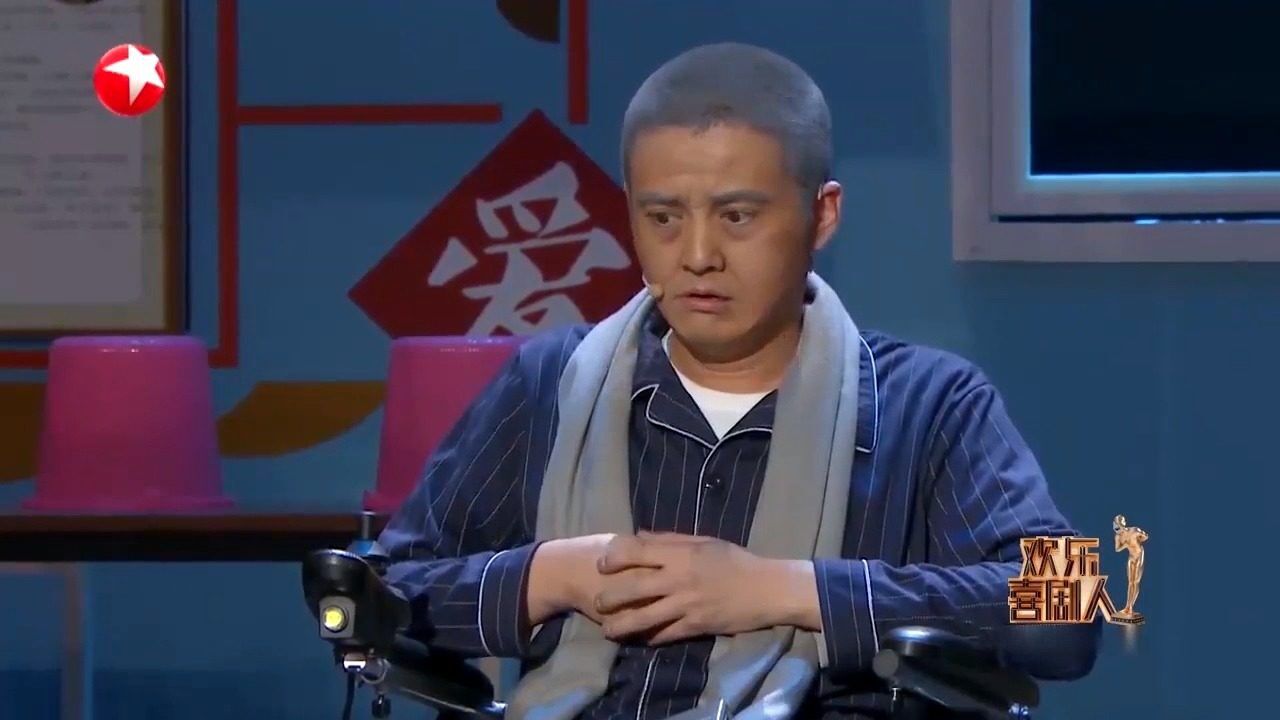 小品《遗忘》:孤寡老人叶逢春上演暖心默剧,笑点一个接一个
