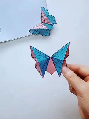 正方形折纸蝴蝶书签图片