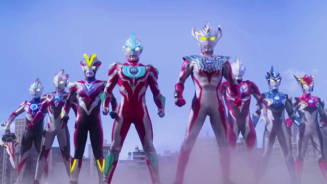 二次元原创 盘点新老奥特曼集体变身的场面