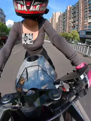"之死靡它"#机车 #女骑 #摩托车  #第一视角