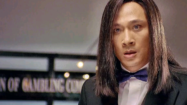 高进参加国际扑克牌大赛,一战成名,一代赌神从此诞生,经典港片