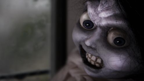 胆小者看的恐怖电影：7分钟看完美国恐怖电影《巫婆的娃娃诅咒》