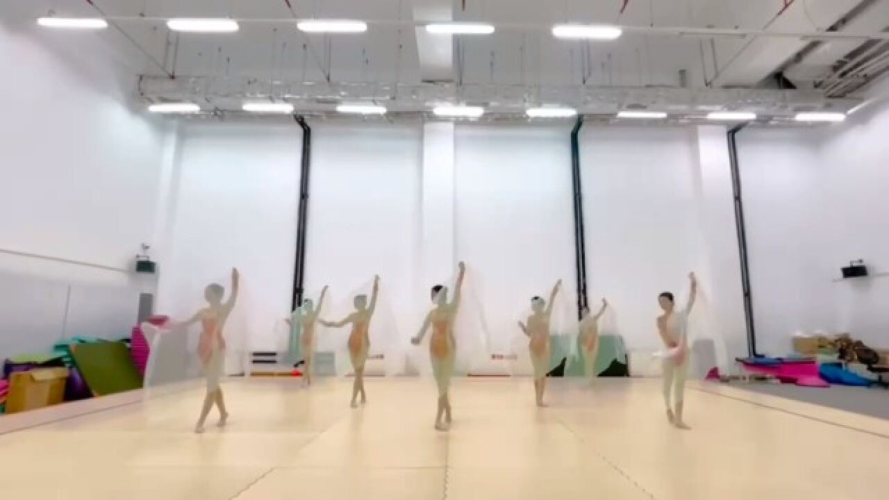 艺术体操纱巾_腾讯视频