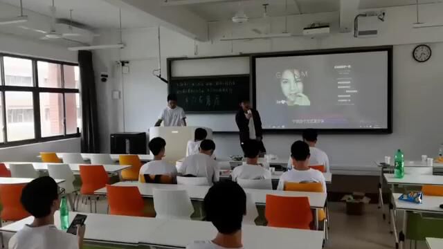 广东海洋大学机械与能源工程学院电气4221班“活力在基层”主题活动