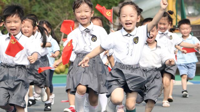 《以爱育爱,以美育人》——萧山区南阳第三幼儿园宣传片