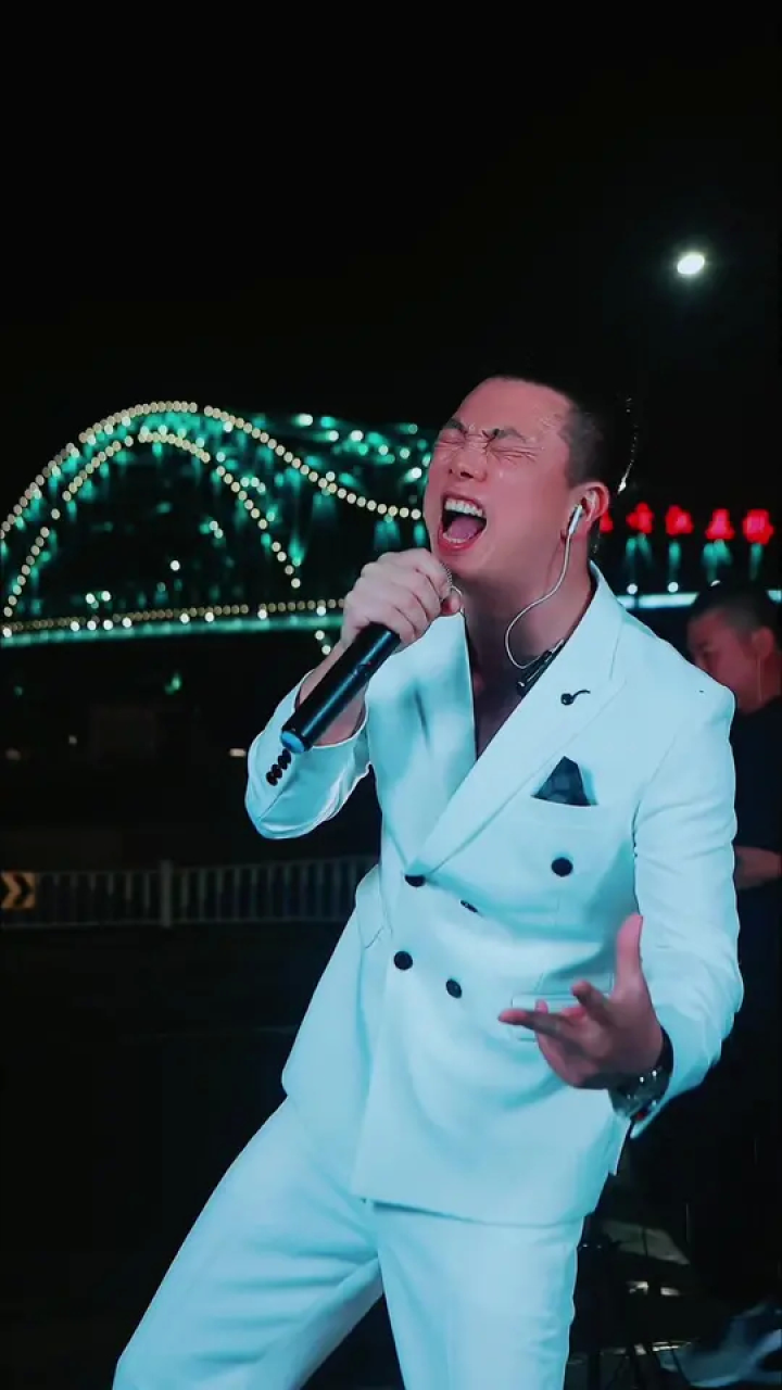 用心唱歌给你听 #真人真唱现场版 请大家关注这个号