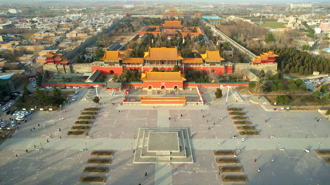 航拍陕西华山西岳庙美景