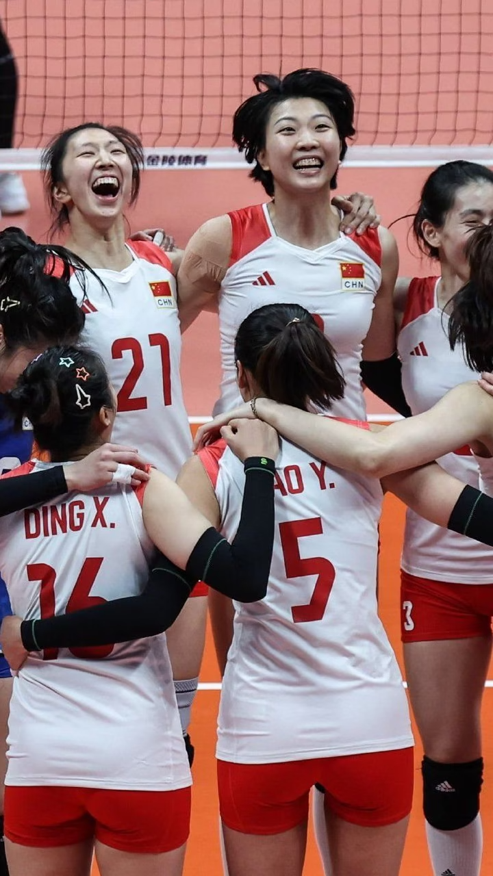 袁心玥!中国女排大队长新绰号"腰果"