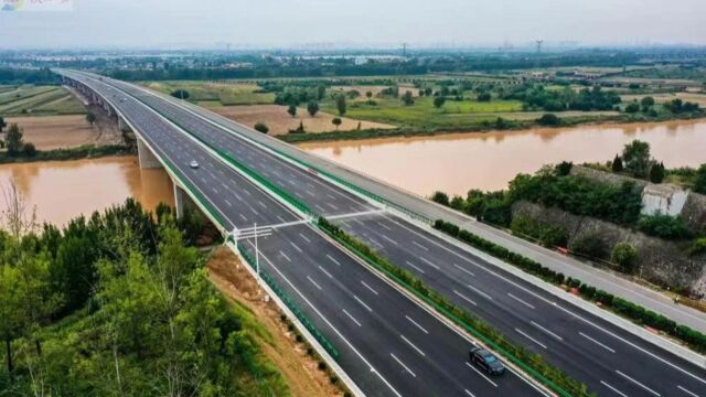 《跨渭河之水 建梦想之桥》(中铁四局京昆五标渭河特大桥)