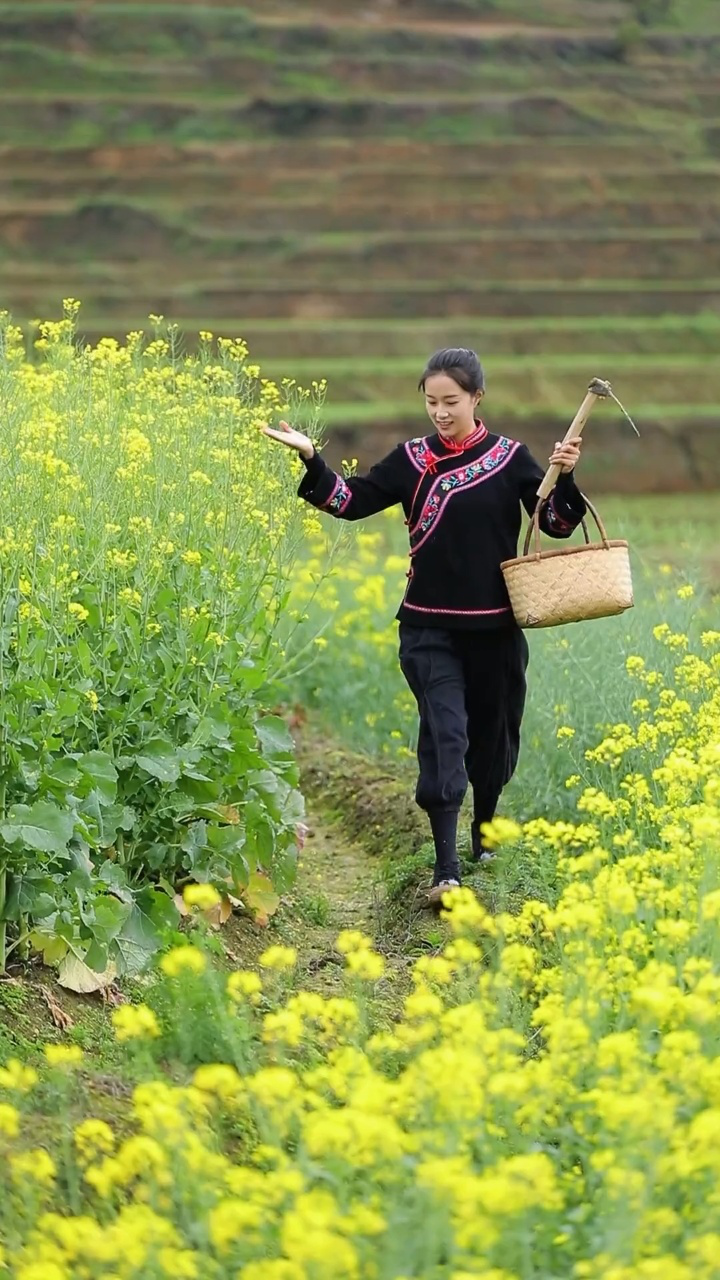 乡村守护人 #农村美食 #山里姑娘