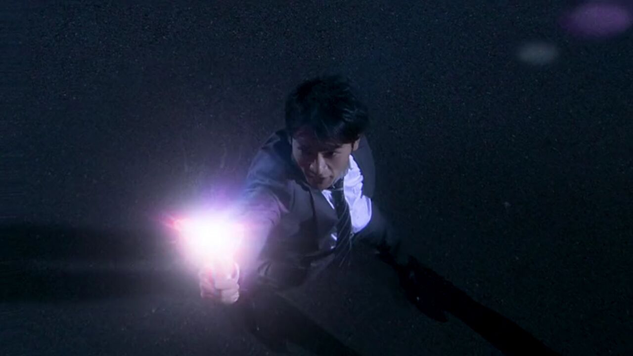 帅了很多年的男人 迪迦奥特曼 歌曲偏航