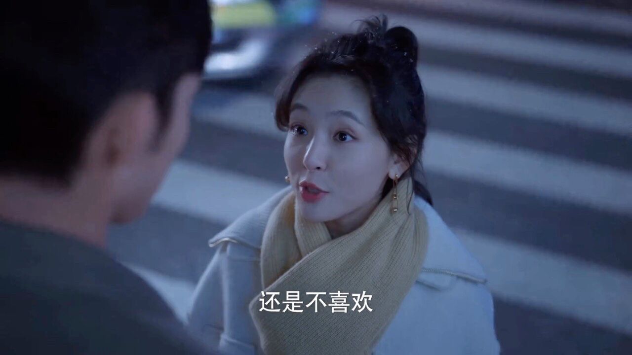 你们都追到第几集了！甜甜的爱情来了挡都挡不住哈哈哈，咳咳！评论区聊聊你们第一次抱自己心爱的人是找的什么契机！_高清1080P在线观看平台_腾讯视频