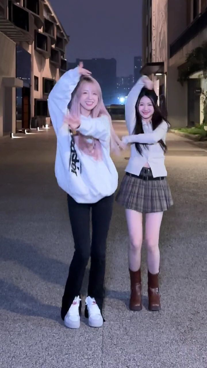 给我们的科目三打几分?#科目三舞蹈教程#丝滑魔性甩手舞