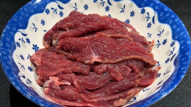 腌牛肉,怎么腌制才嫩?30年经验分享,牛肉不老不柴,滑嫩如豆腐