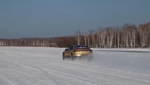 黑龙江黑河,冬季试车为冰雪经济增温