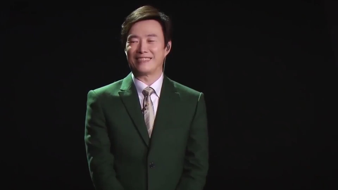 费玉清演唱《朋友一个》,温柔嗓音,让人如痴如醉