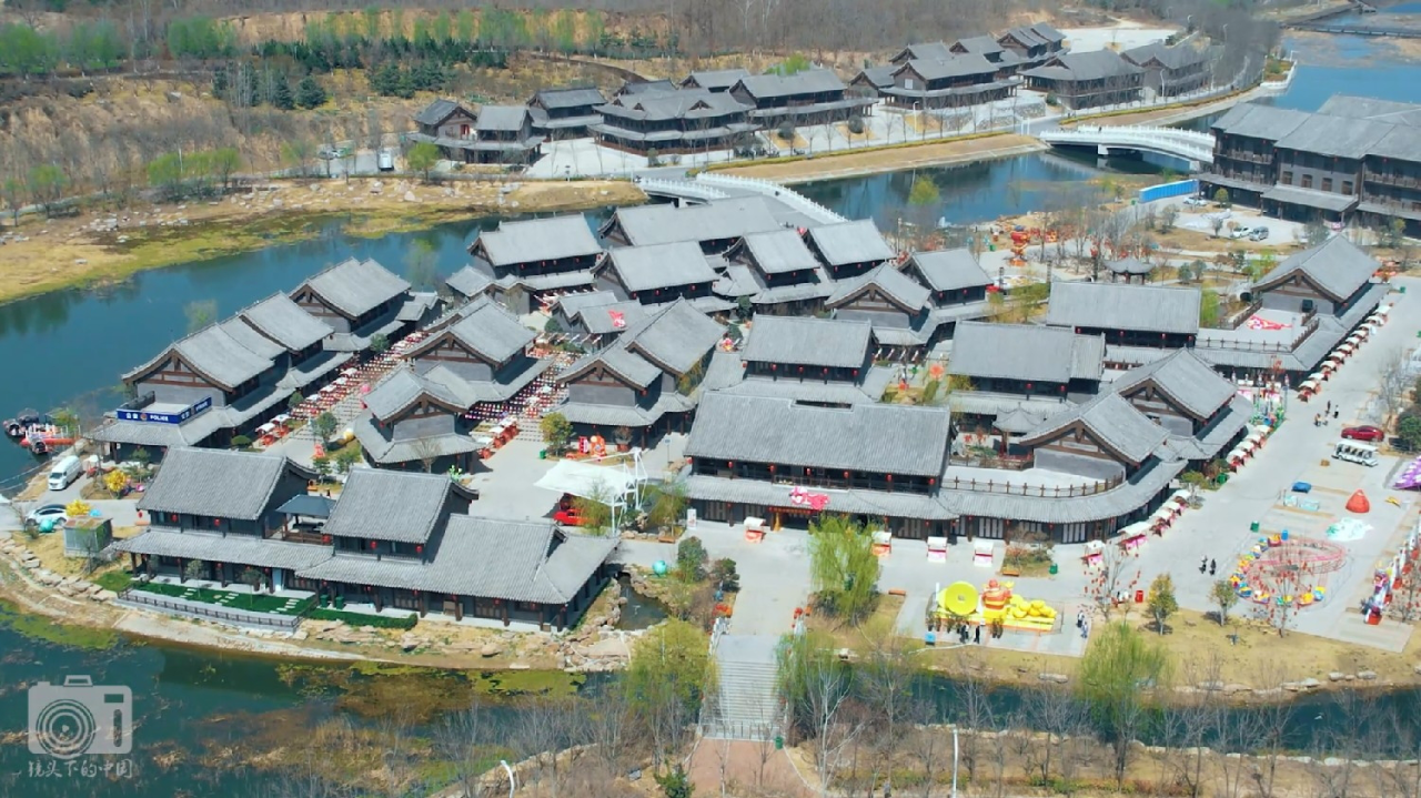 郑州贾鲁河新晋宝藏古风小镇春天踏青的好去处