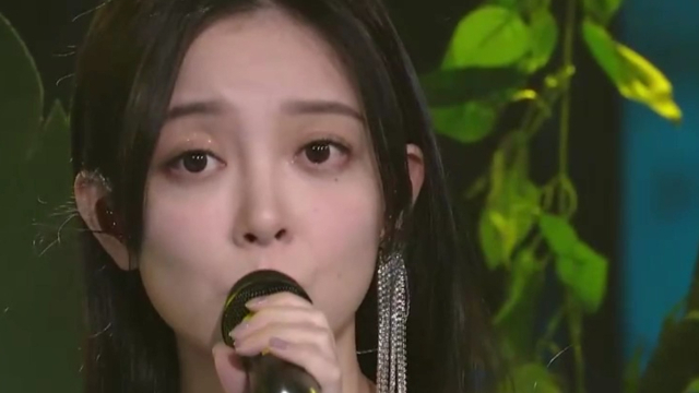 汪小敏一首《小南山》,开口即封神,不愧是"花儿朵朵"冠军