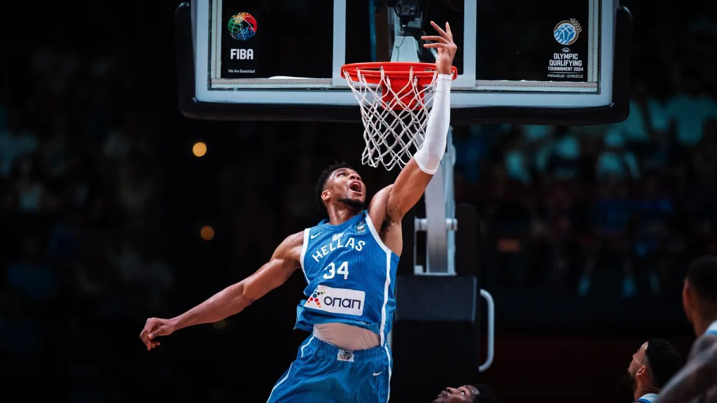 【球星】字母哥vs多米尼加集锦 内外开花狂轰32分率队