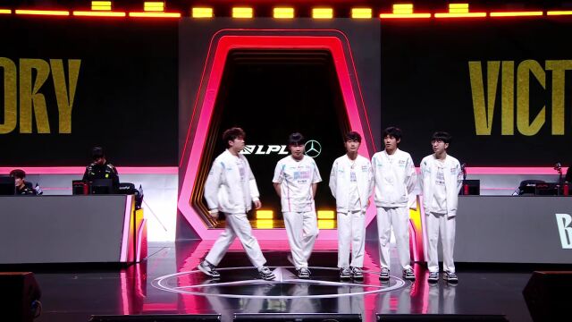 LPL第二赛段 NIP vs BLG_02